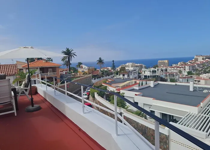 Amazing Penthouse With Sea Views Apartament