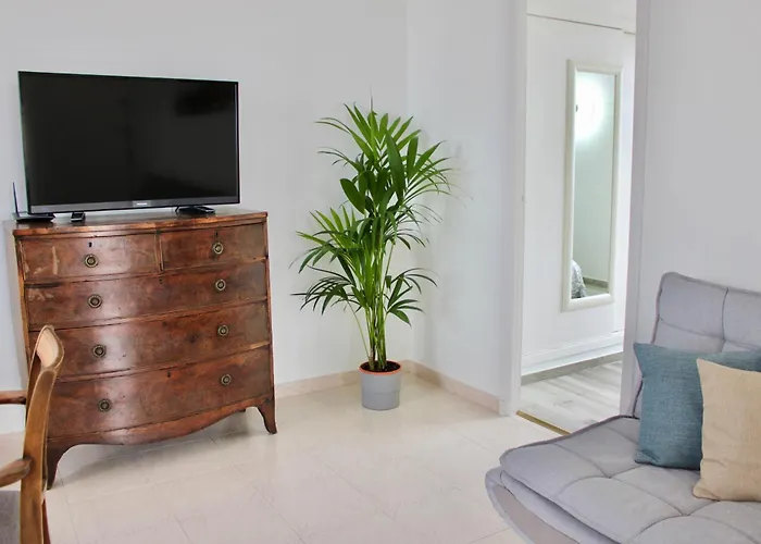 Amazing Penthouse With Sea Views *