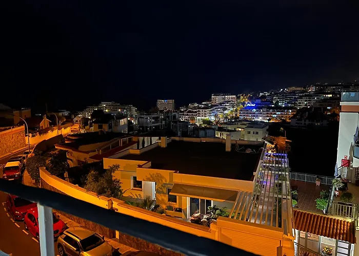 Amazing Penthouse With Sea Views *