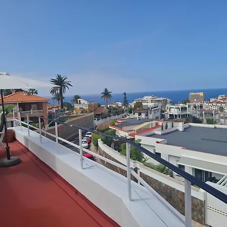 Amazing Penthouse With Sea Views Lägenhet
